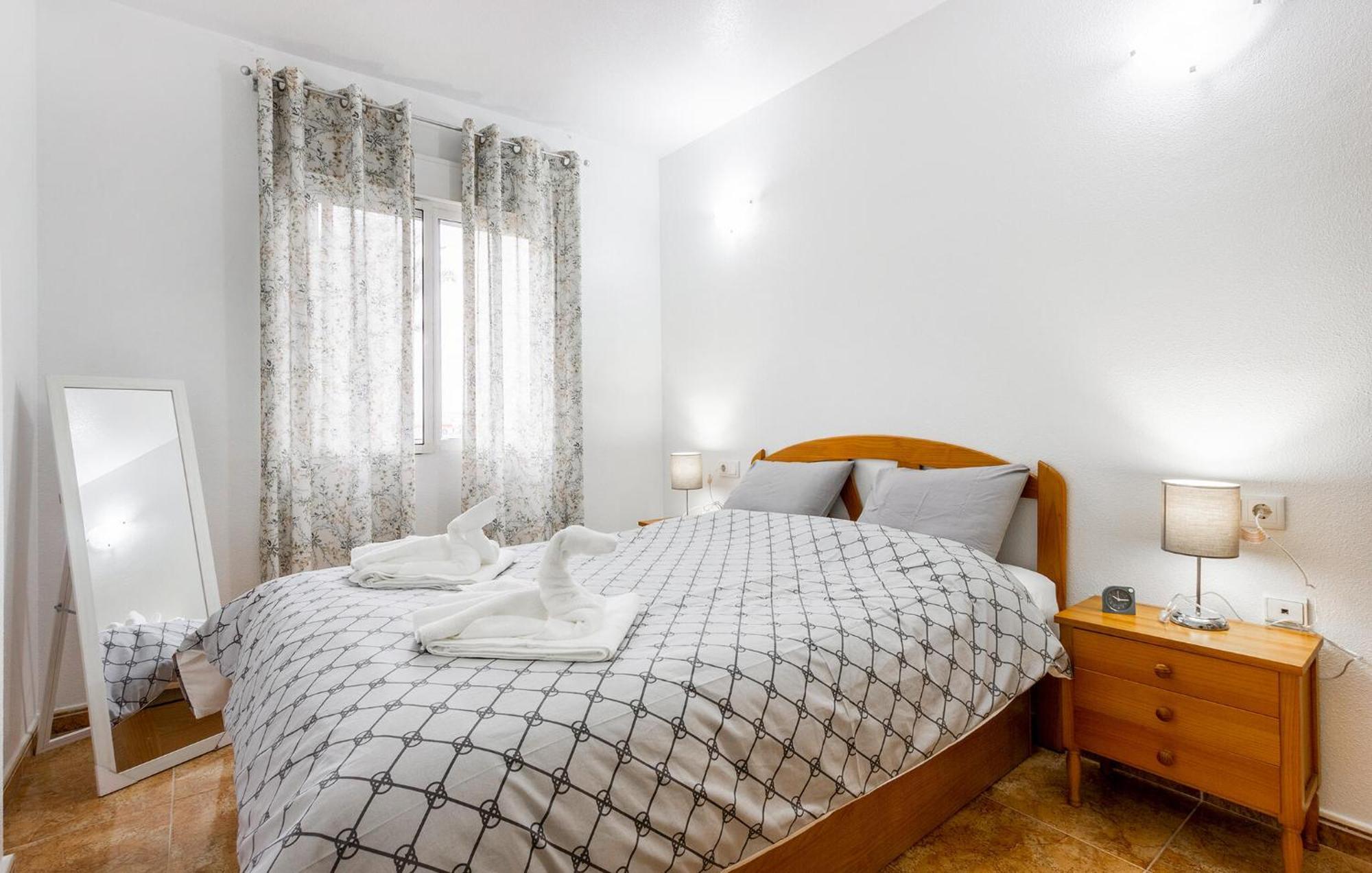 Amazing Apartment In Torrevieja With Kitchen Buitenkant foto